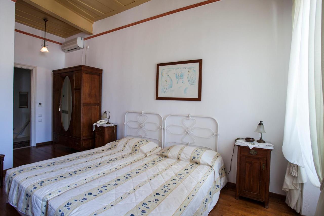 Nostos Guesthouse Kythira Town Ngoại thất bức ảnh